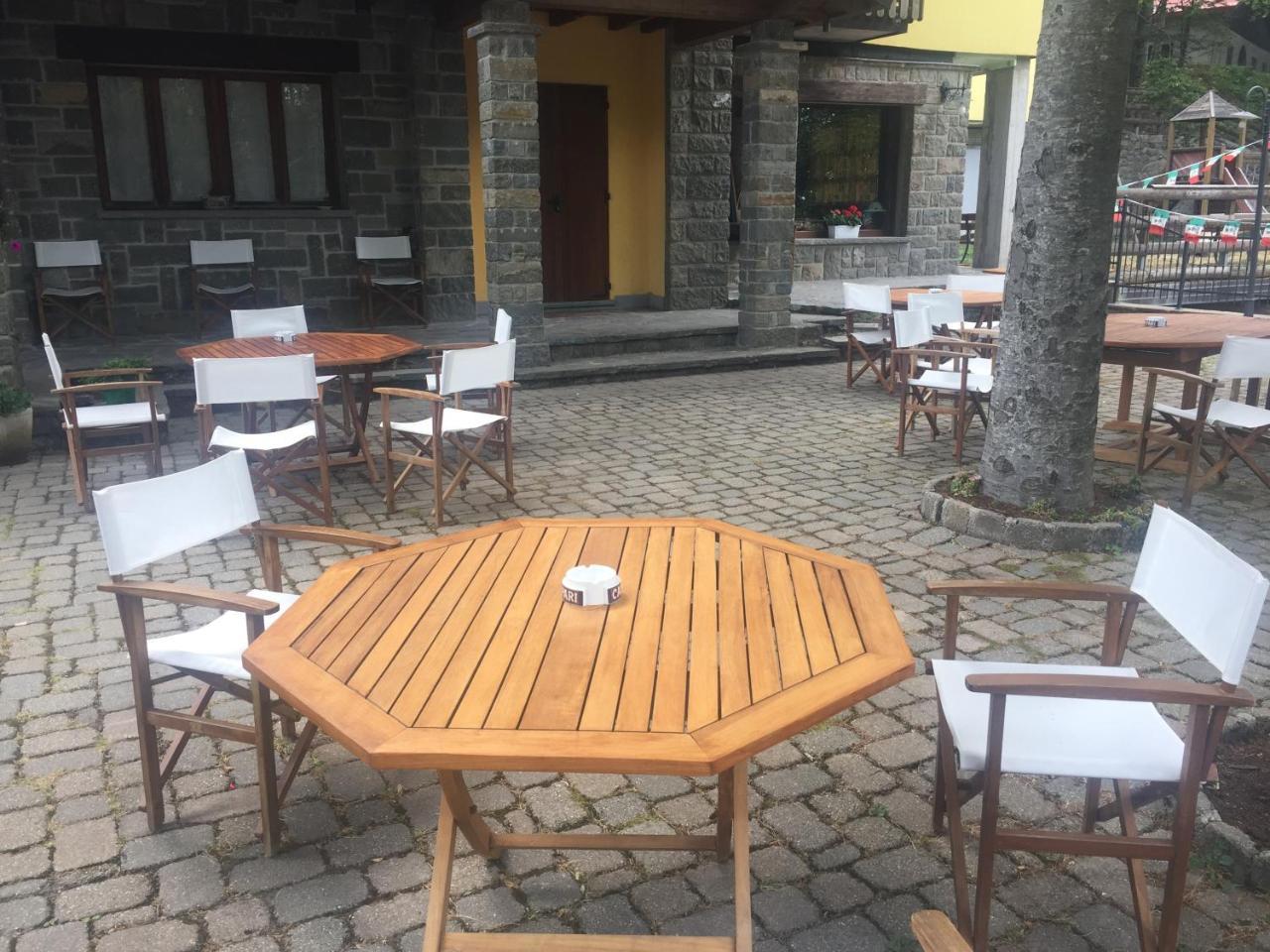 Albergo Bertocchi Collagna Exteriér fotografie